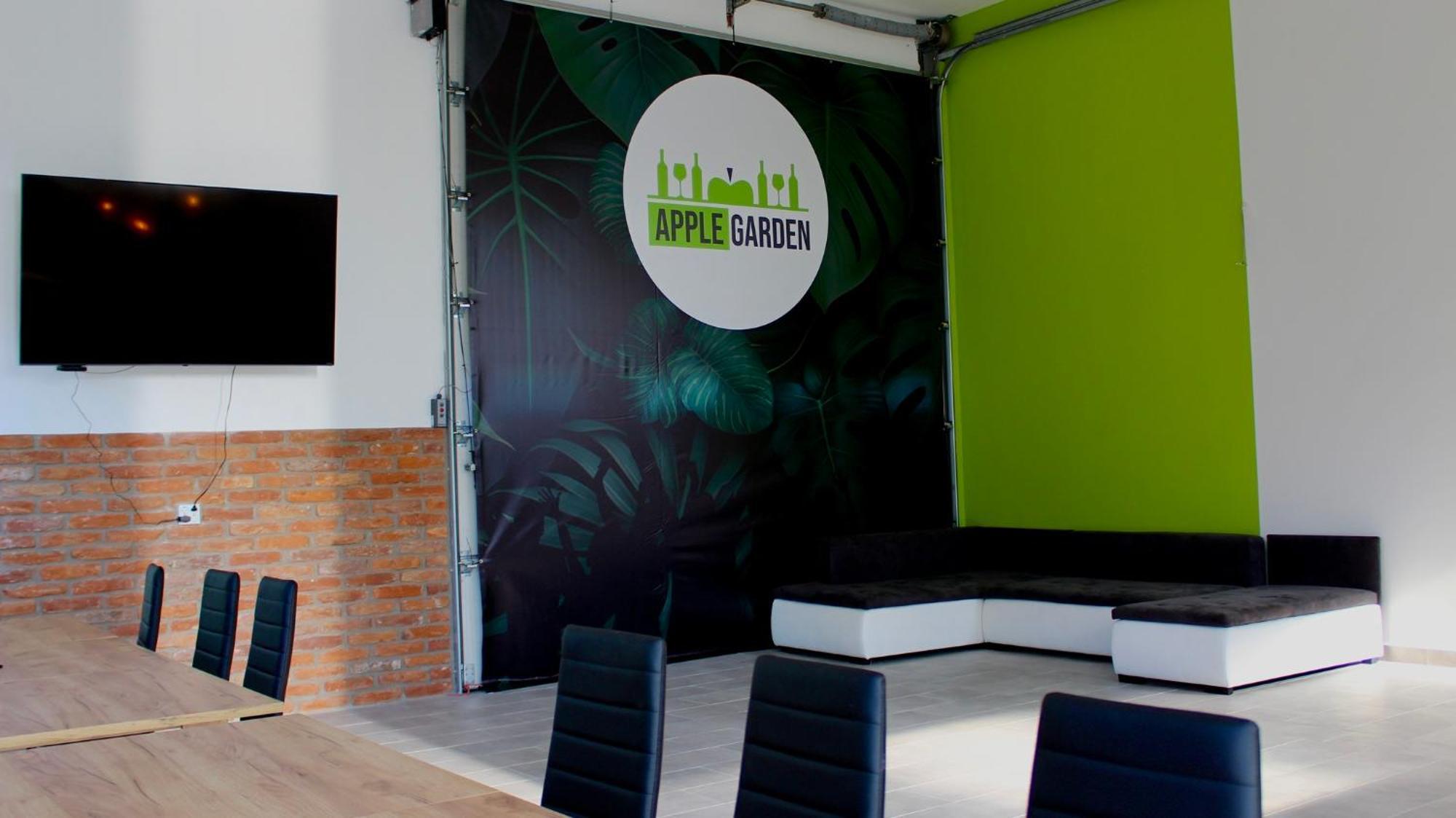Applegarden Villa Debrecen Eksteriør bilde